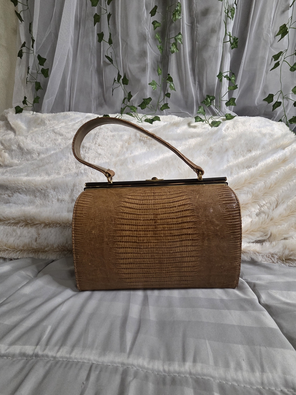 Lesco Vintage Structured Top-Handle Bag